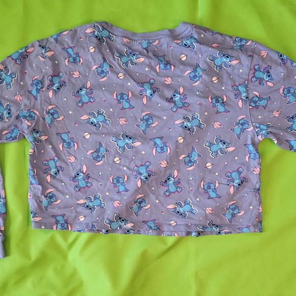 Disney's Stitch  Long-sleeved cropped t-shirt crew neck Juniors Size Large - Picture 6 of 6